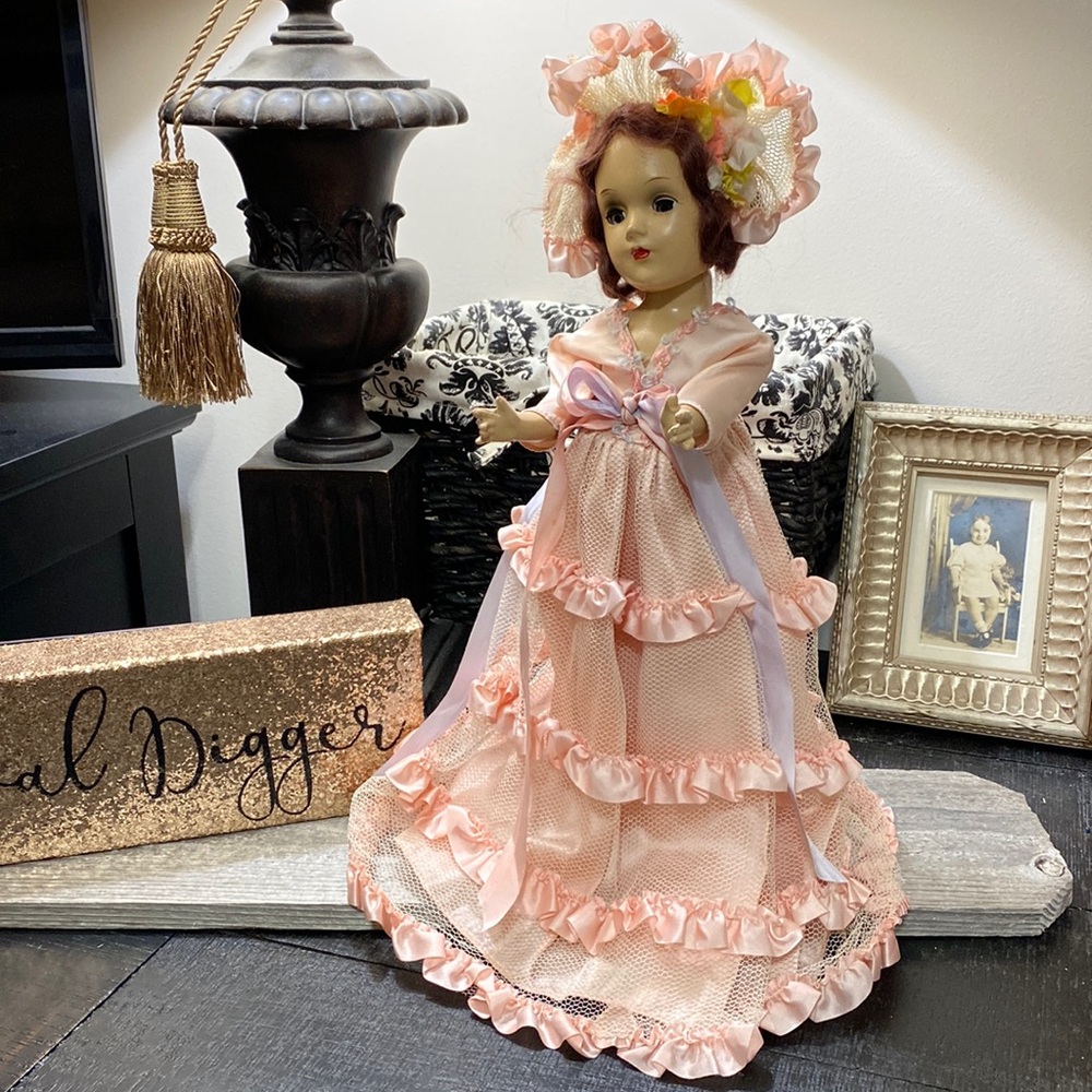 Gorgeous Vintage Southern Belle Doll On Stand!
